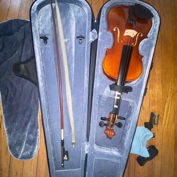 SKYLARK Model MV.007 Violin Case and Bow VINTAGE STUDENT INSTRUMENT. - Picture 1 of 17